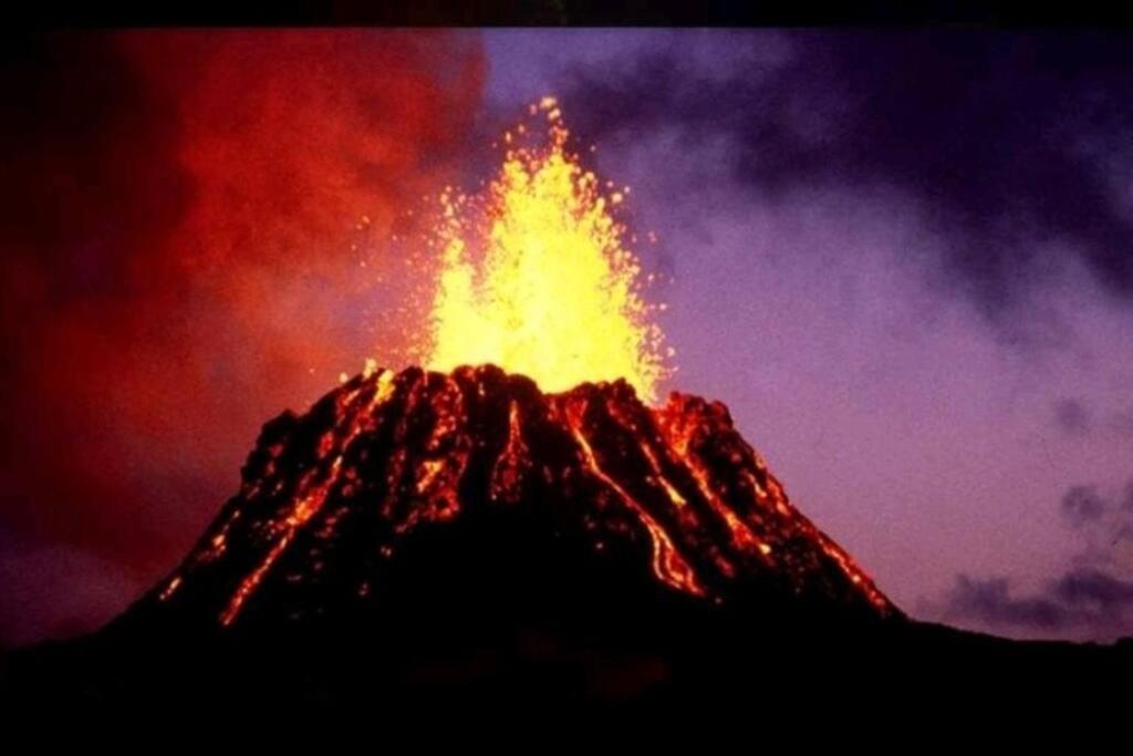 Appartamento Kilauea Iki- Hale Kumu La'Au Volcano Esterno foto